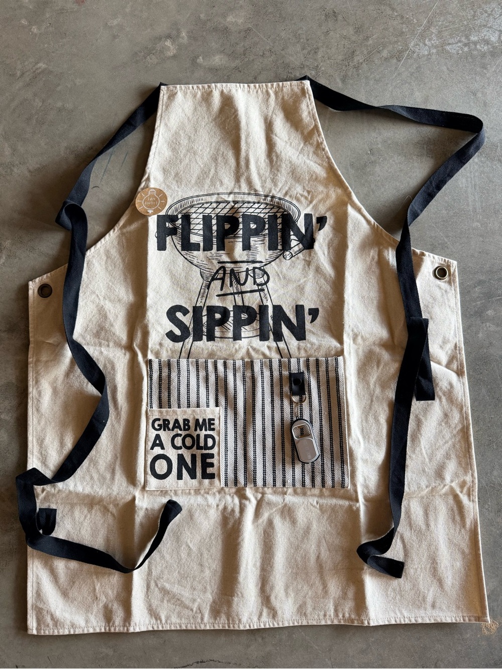 Flippin' and Sippin' Men's Canvas Apron - Natural/Black